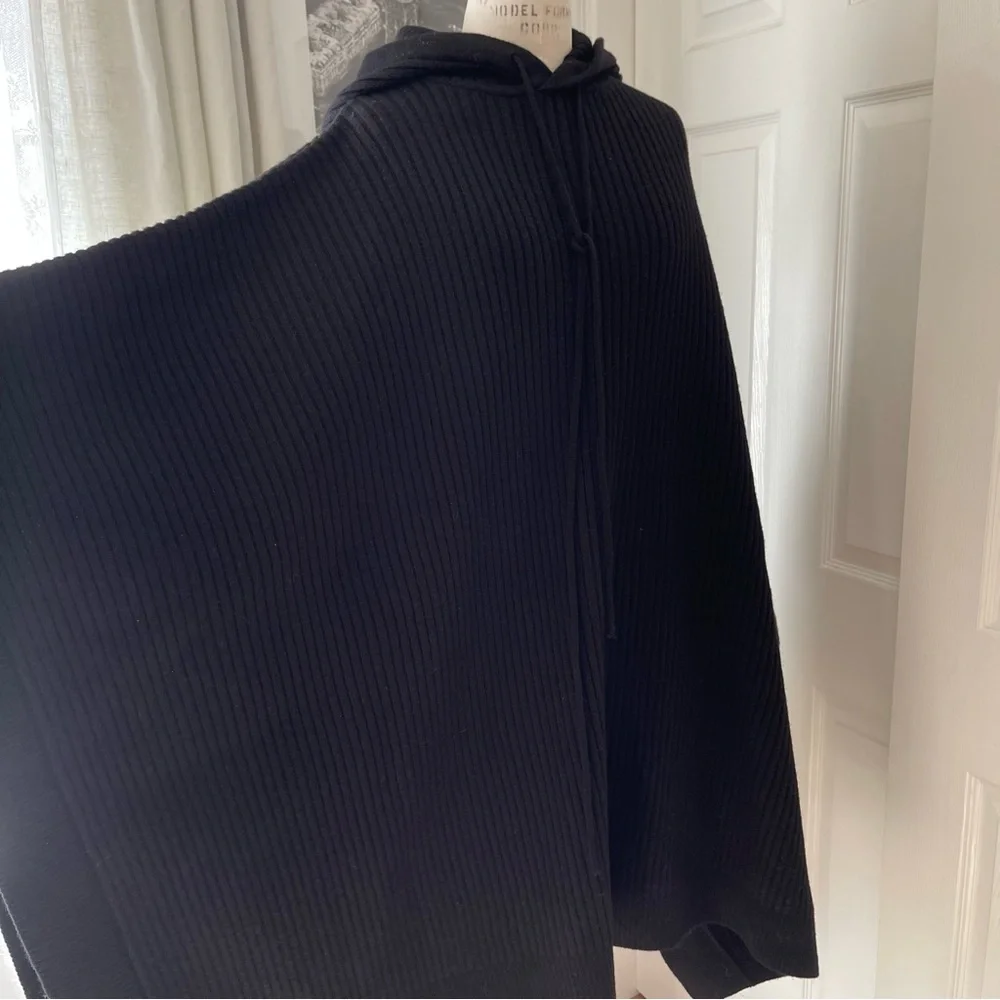 Zara 100% Wool Oversized Poncho Steven Meisel Black Size M-L - Picture 8 of 13